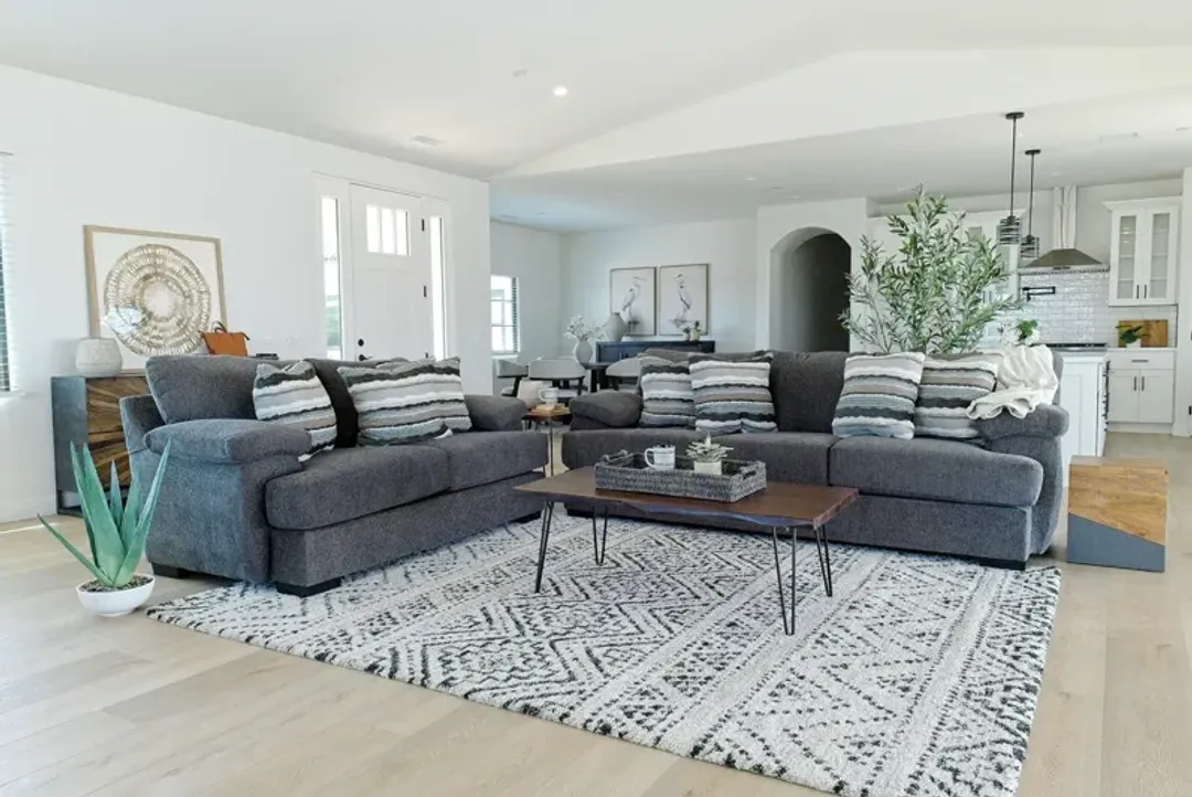 furniture2-326808